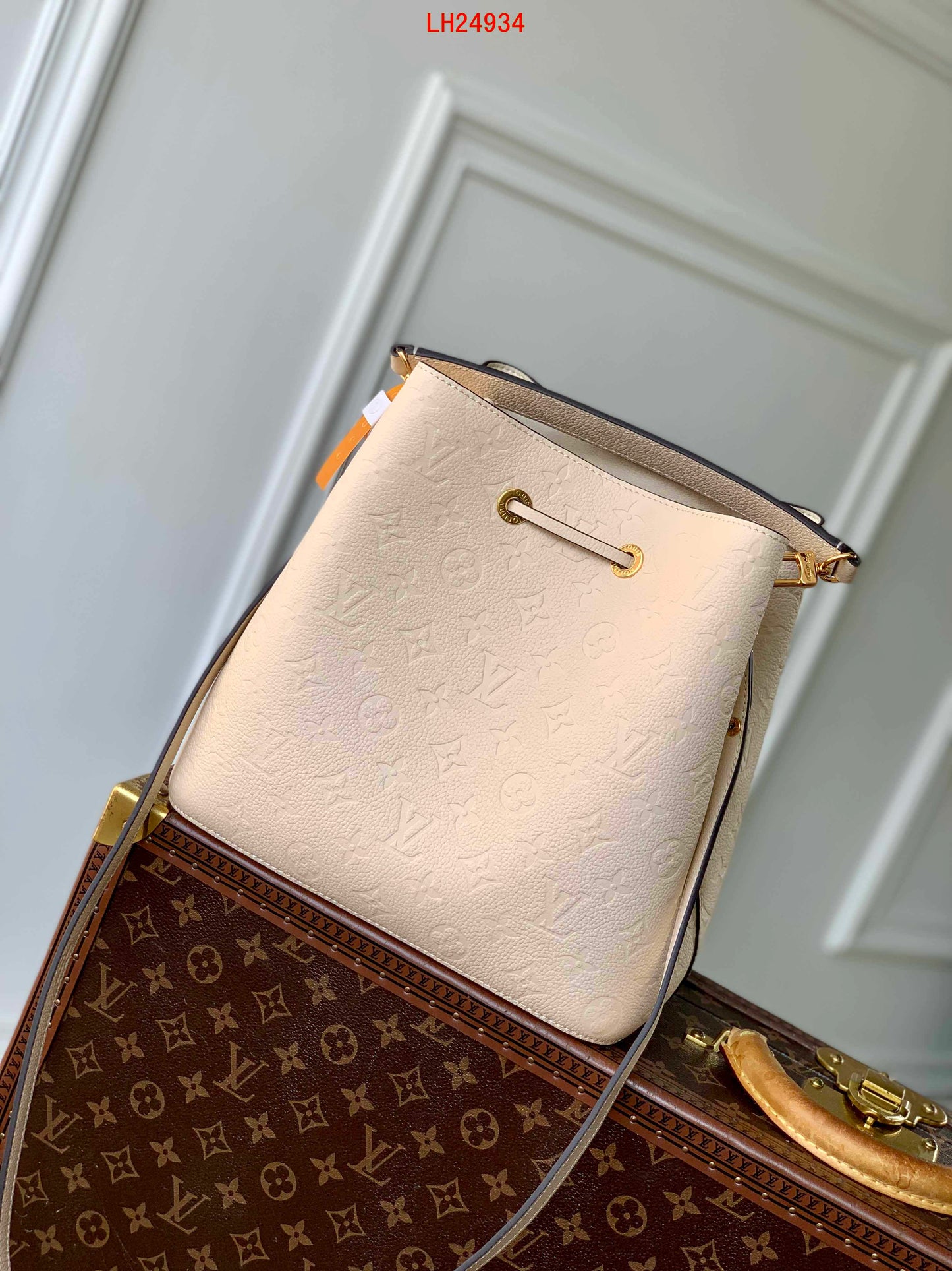 Louis Vuitton Neo Noe MM Empreinte