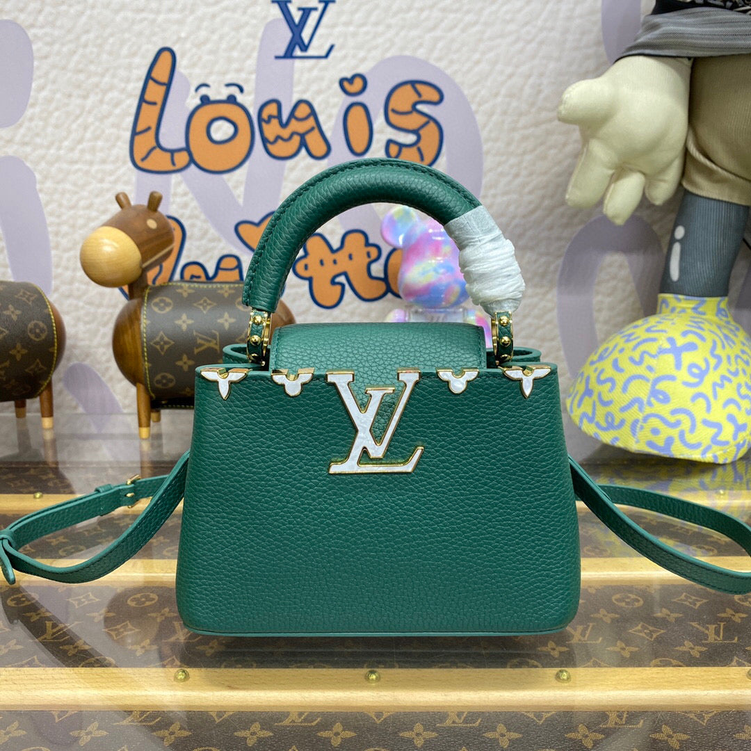 Louis Vuitton Capucines