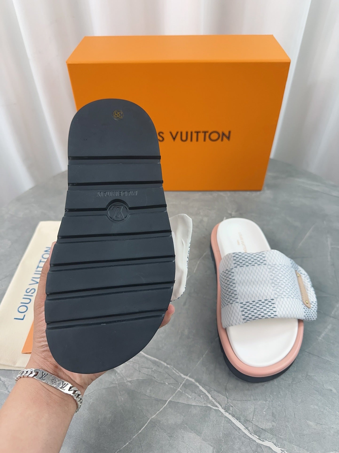 Louis Vuitton Sandals