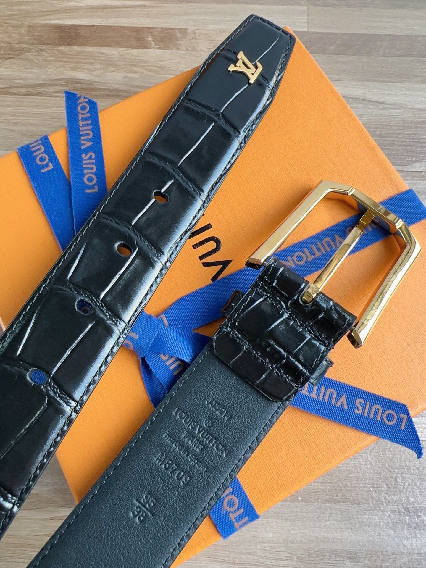 Louis Vuitton Heritage Crocodile belt