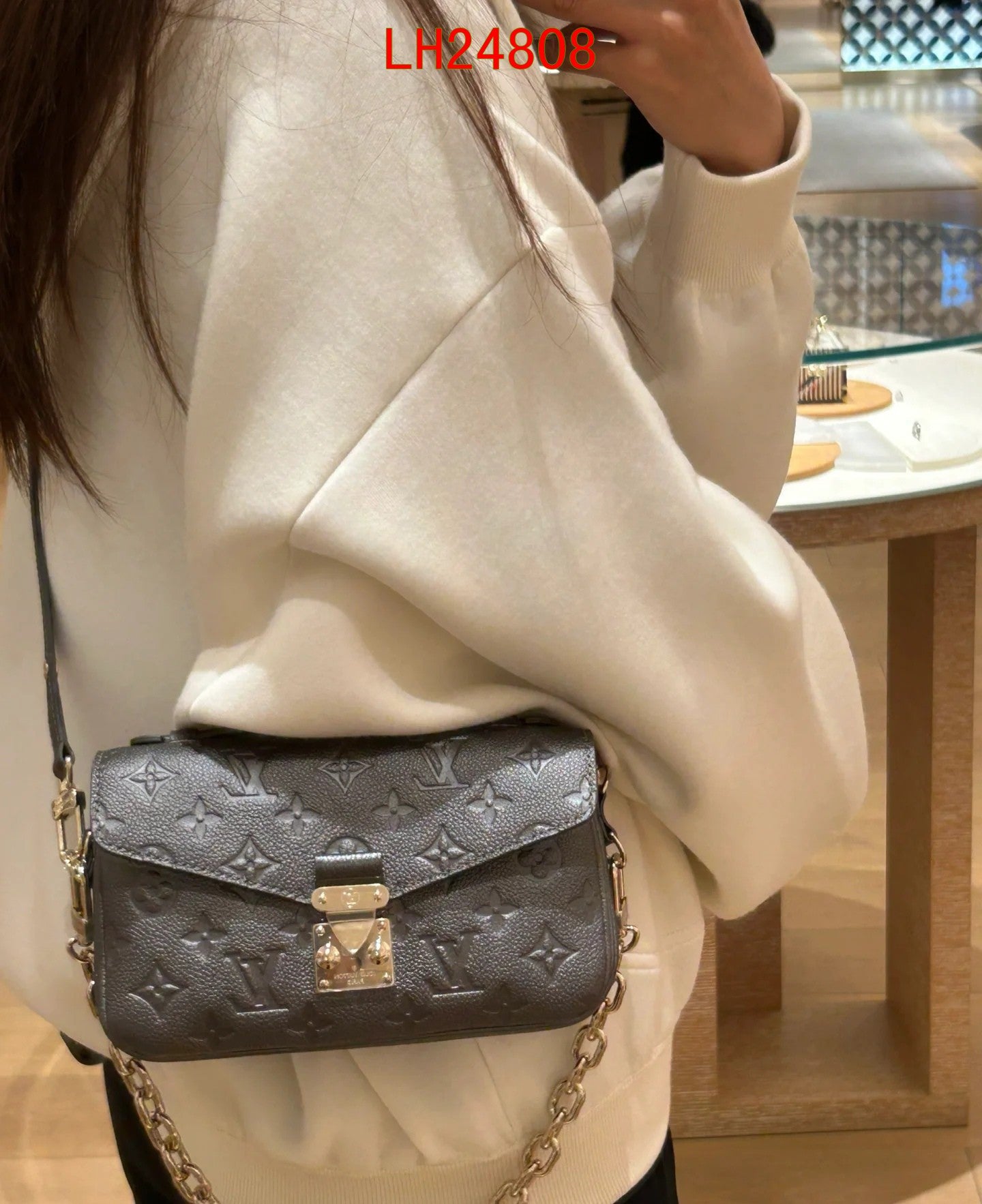 Louis Vuitton Metis East West Ski Collection