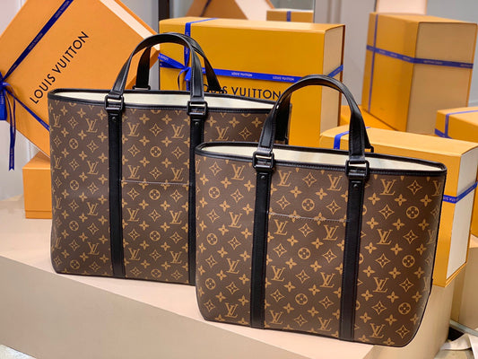 Louis Vuitton Week-End Tote