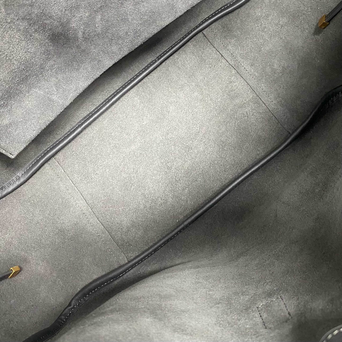 YSL LE 5 À 7 BEA in suede