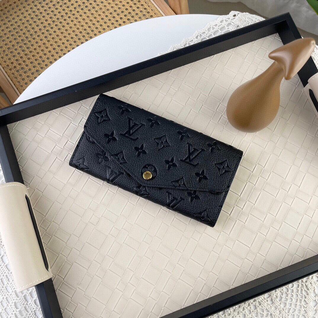 Louis Vuitton Sarah Wallet