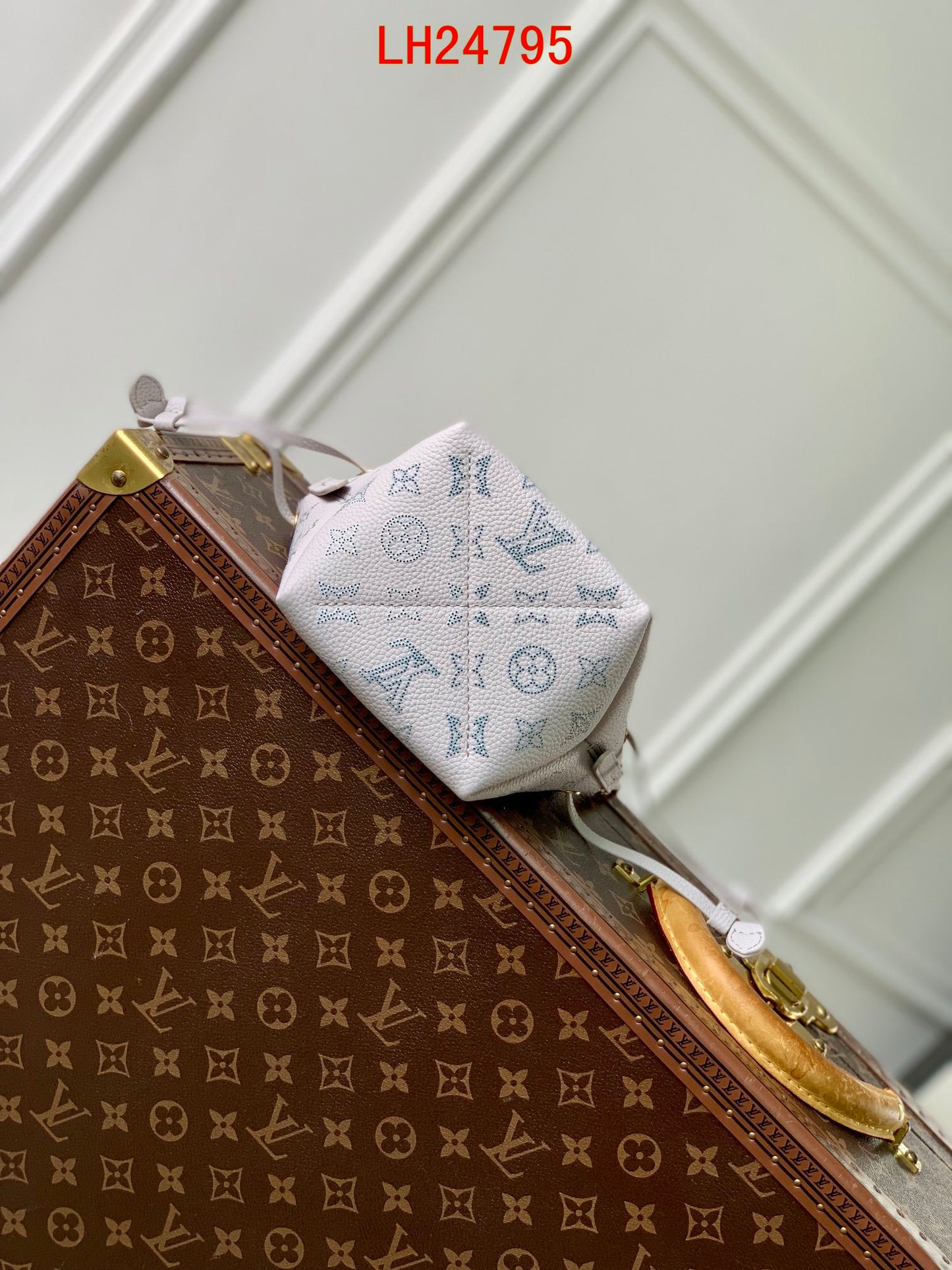 Louis Vuitton Pico Bella Mahina leather