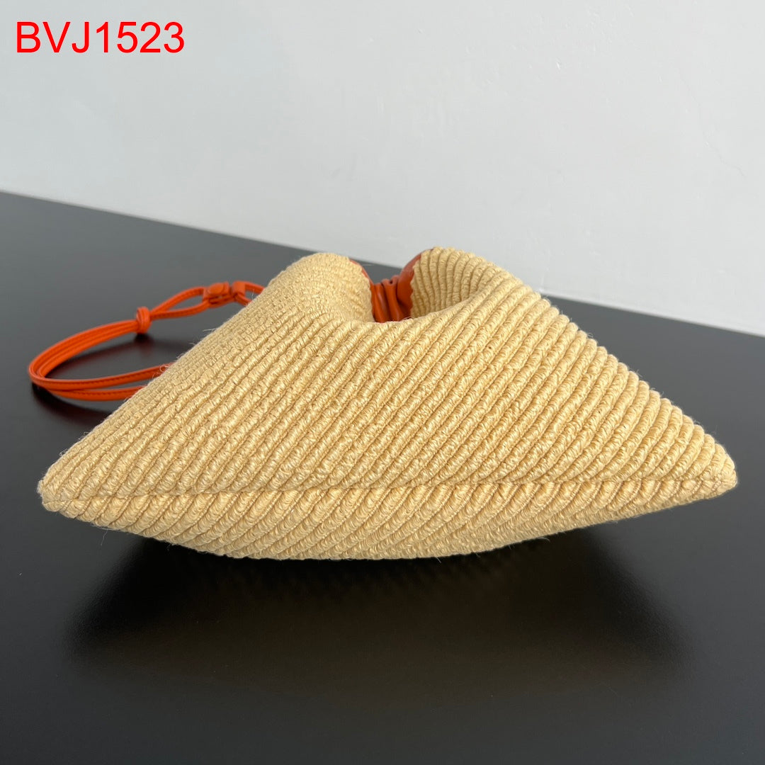 Bottega Veneta Dustbag in raffia