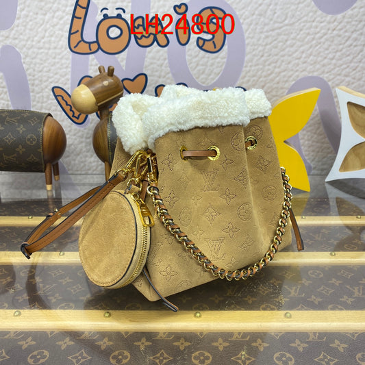 Louis Vuitton Mahina Suede Bella bag