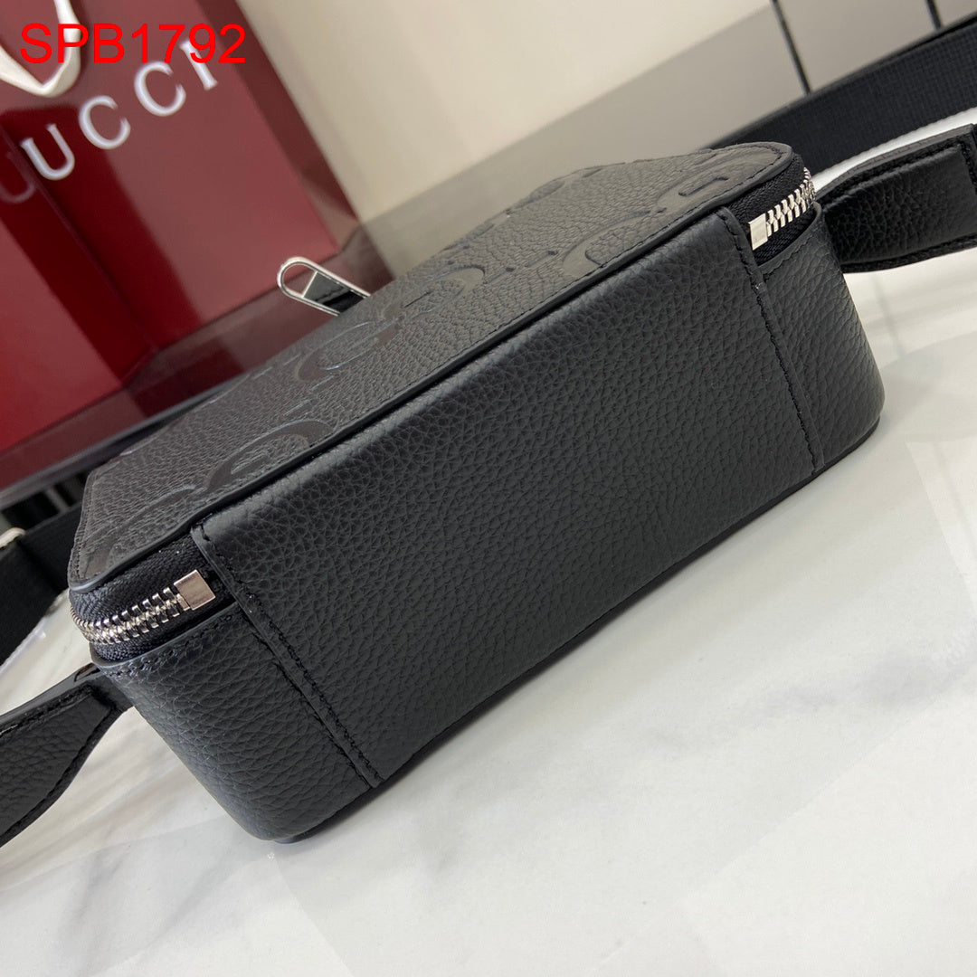 Gucci GG jumbo mini bag