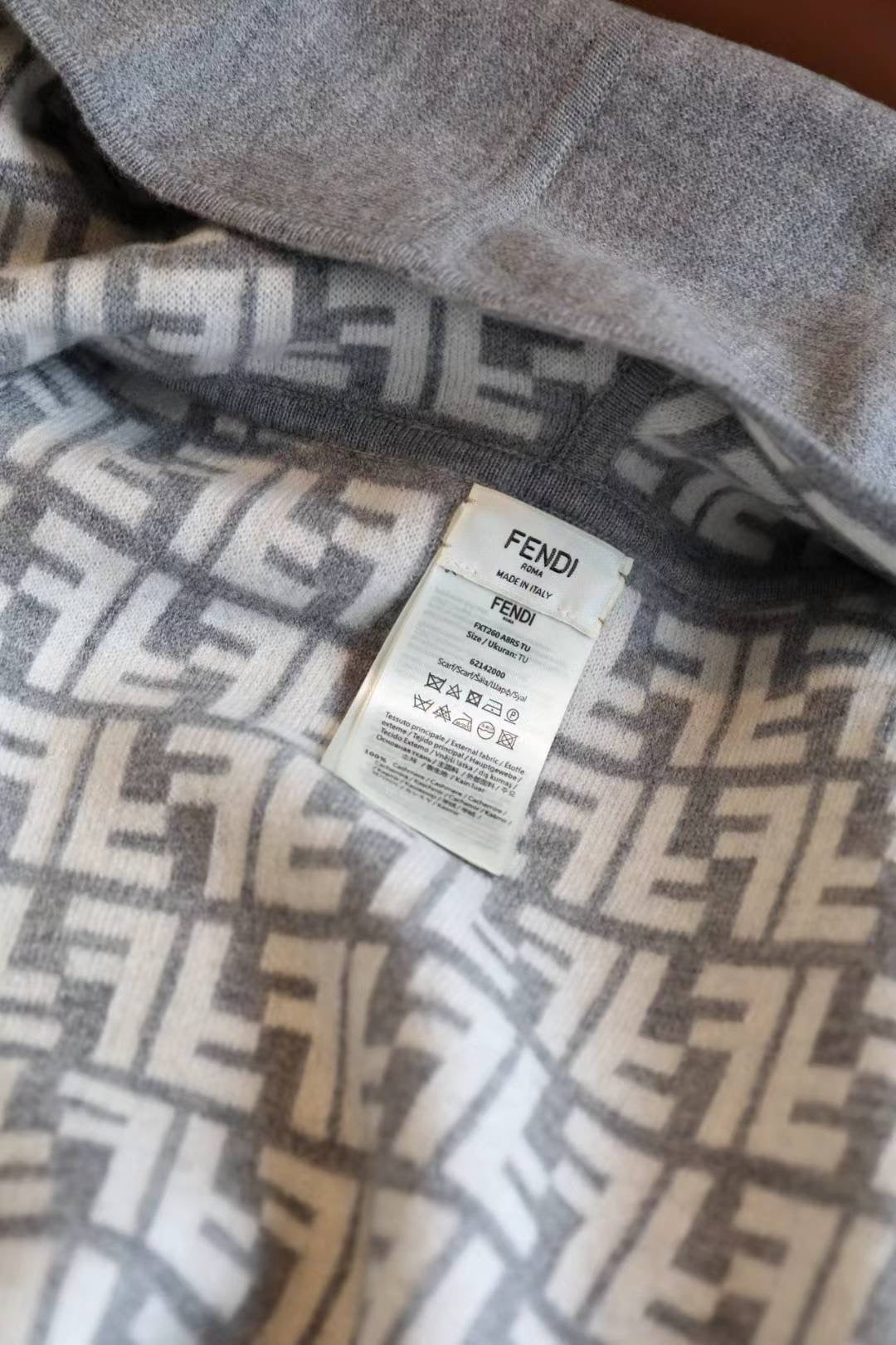 Fendi Poncho