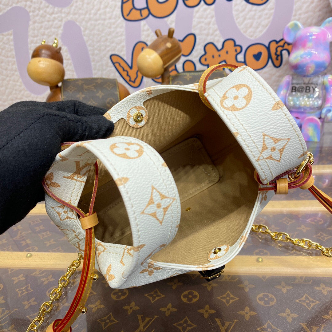 Louis Vuitton Atlantis BB