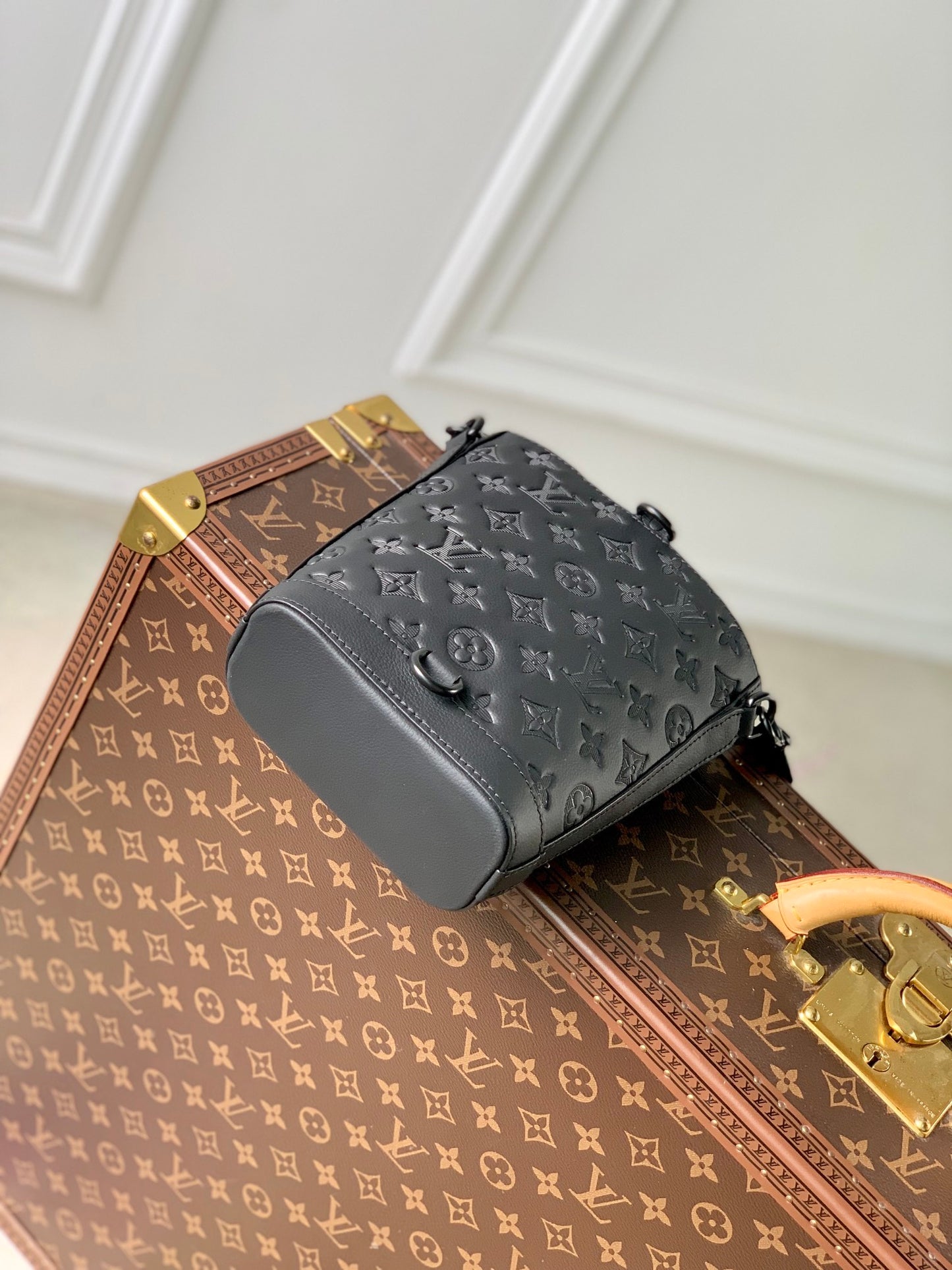 Louis Vuitton Noe Sling Bag