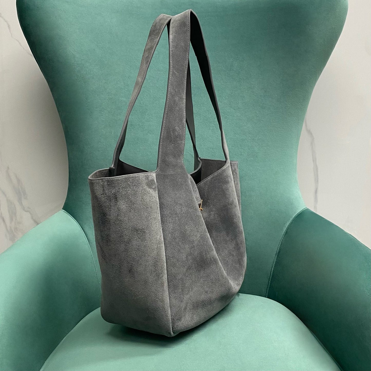 YSL LE 5 À 7 BEA in suede