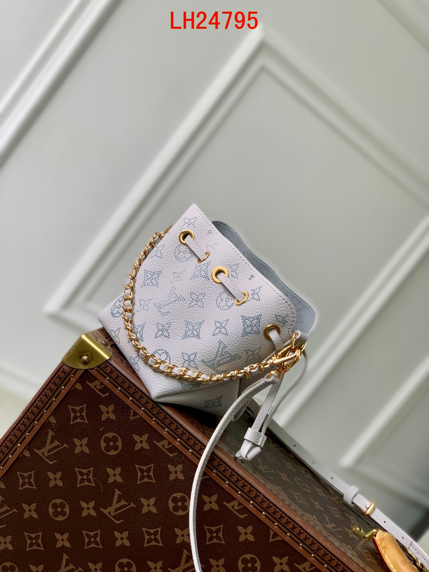 Louis Vuitton Pico Bella Mahina leather