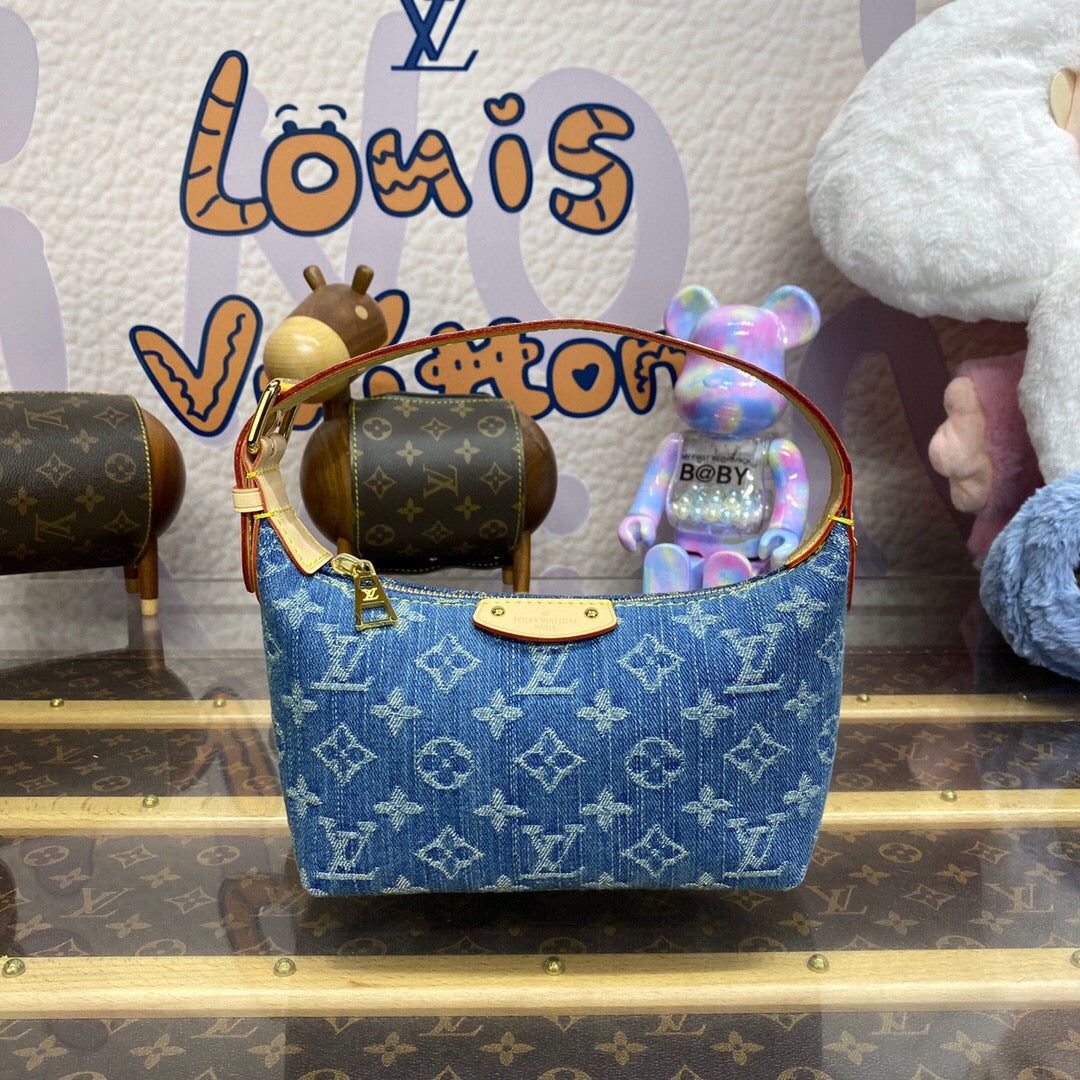 Louis Vuitton Hills Pochette Denim Bag