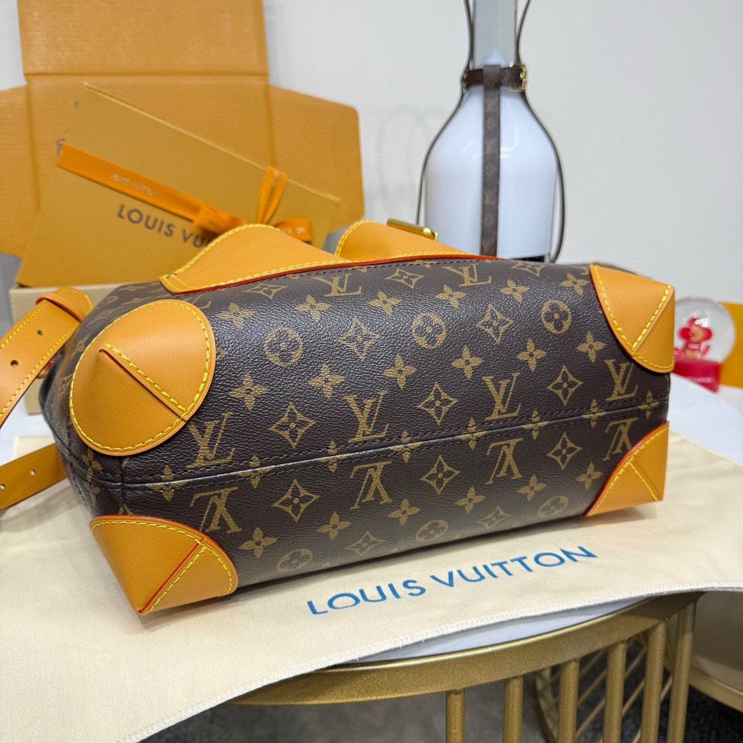Louis Vuitton Steamer 30 Monogram