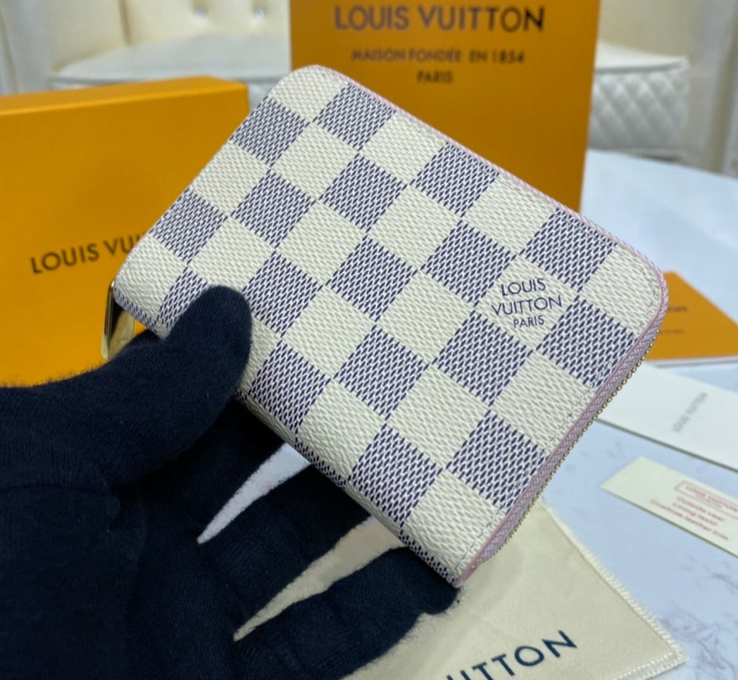 Louis Vuitton Zippy Coin Purse/Wallet