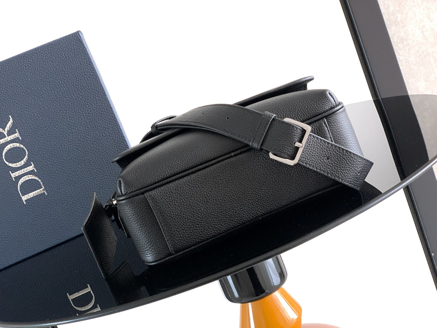 Dior CD Icon Zipped Messenger Bag