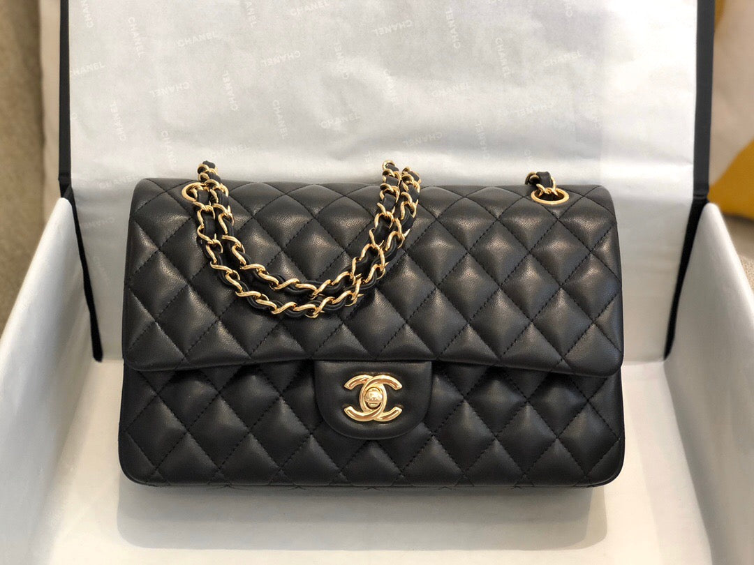 Chanel Classic Flap Bag 25.5 cm Sheepskin leather