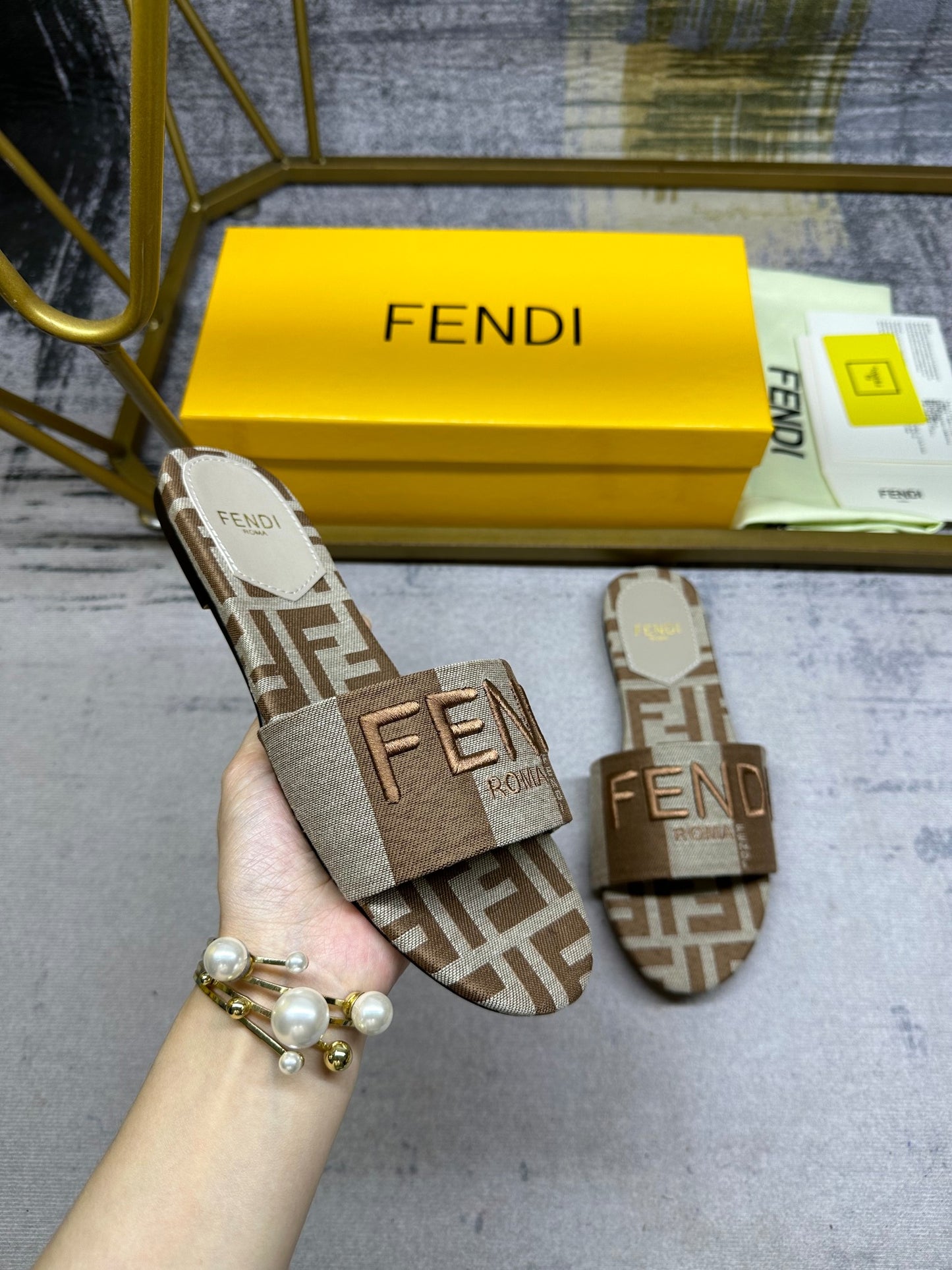 Fendi Slides