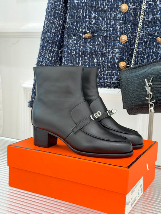 Hermes Heels Leather Ankle Boots
