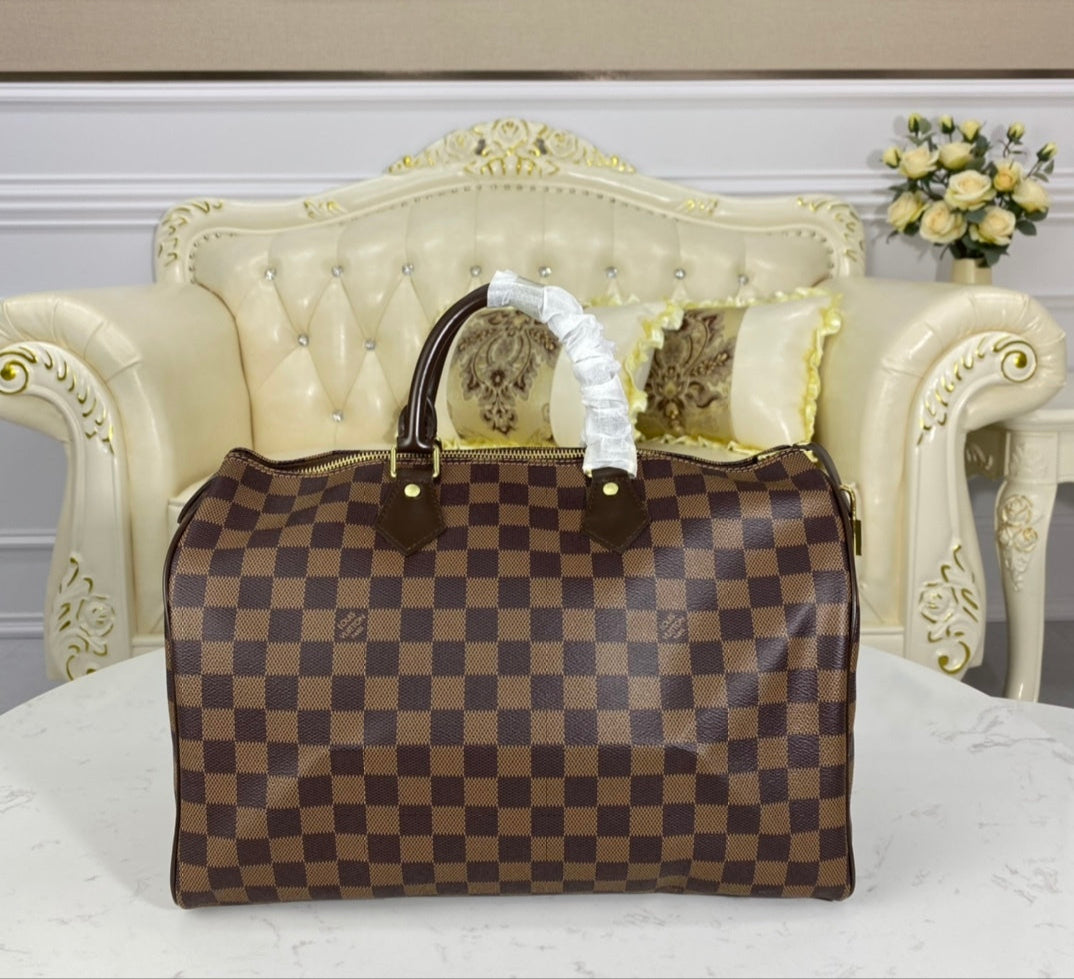 Louis Vuitton Speedy bag all sizes