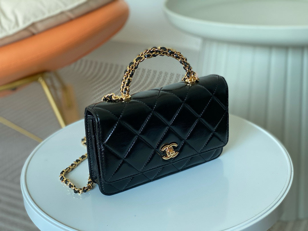 Chanel Wallet on Chain WOC