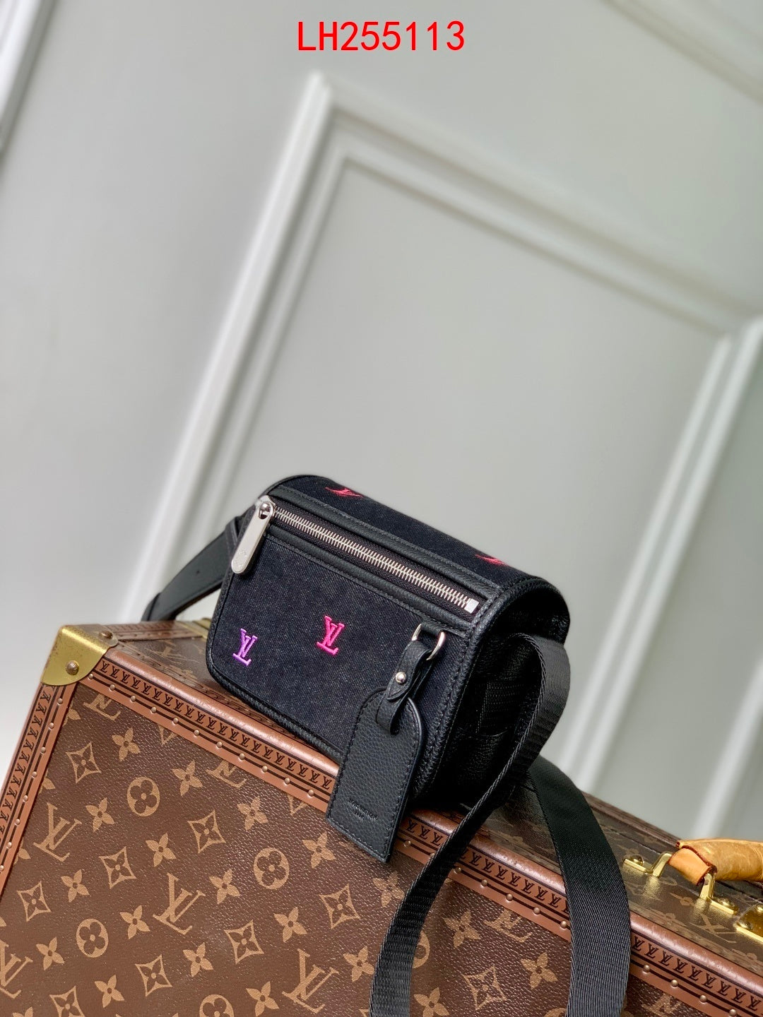 Louis Vuitton Bosphore Wearable Wallet