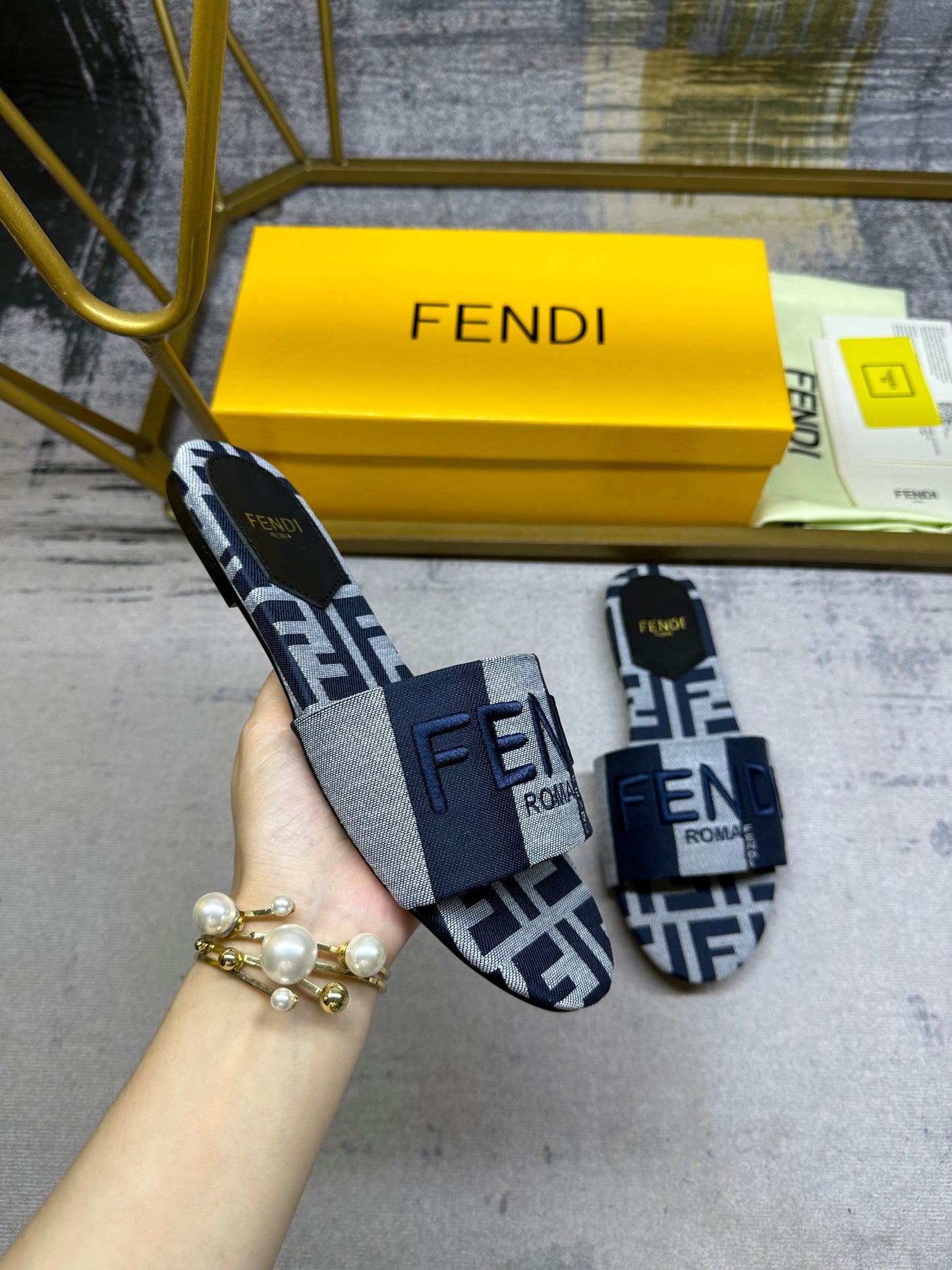 Fendi Slides
