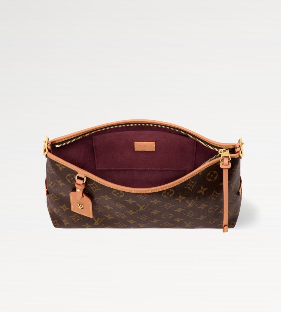 Louis Vuitton CarryAll East West