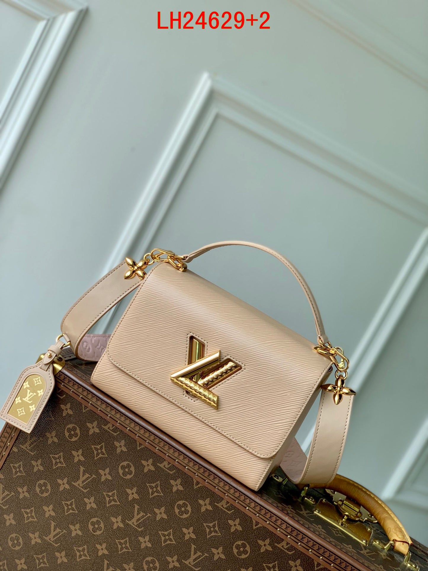 Louis Vuitton Twist Epi leather