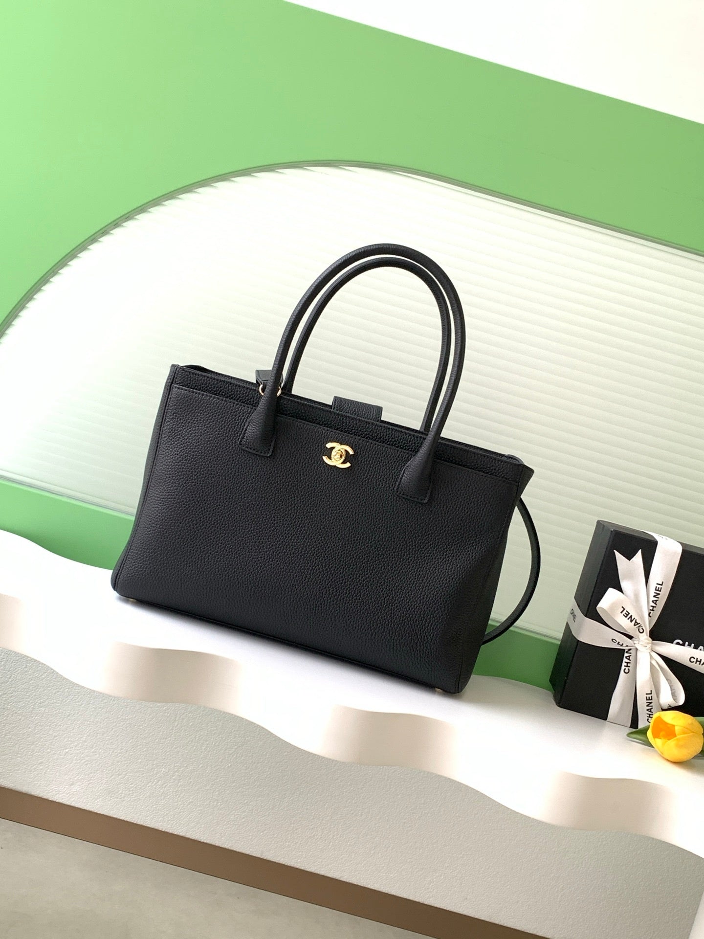 Chanel Medium leather tote bag