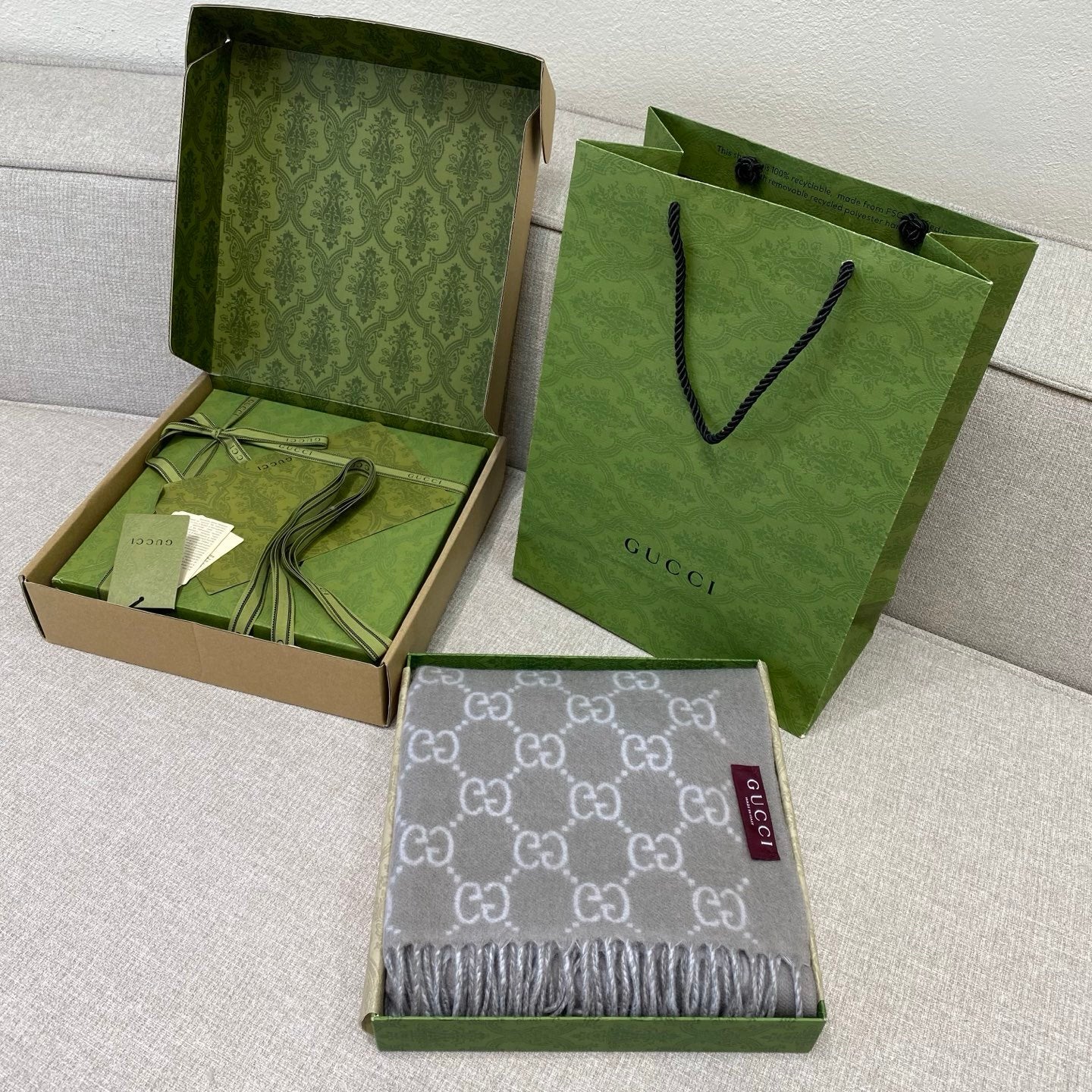 Gucci scarf