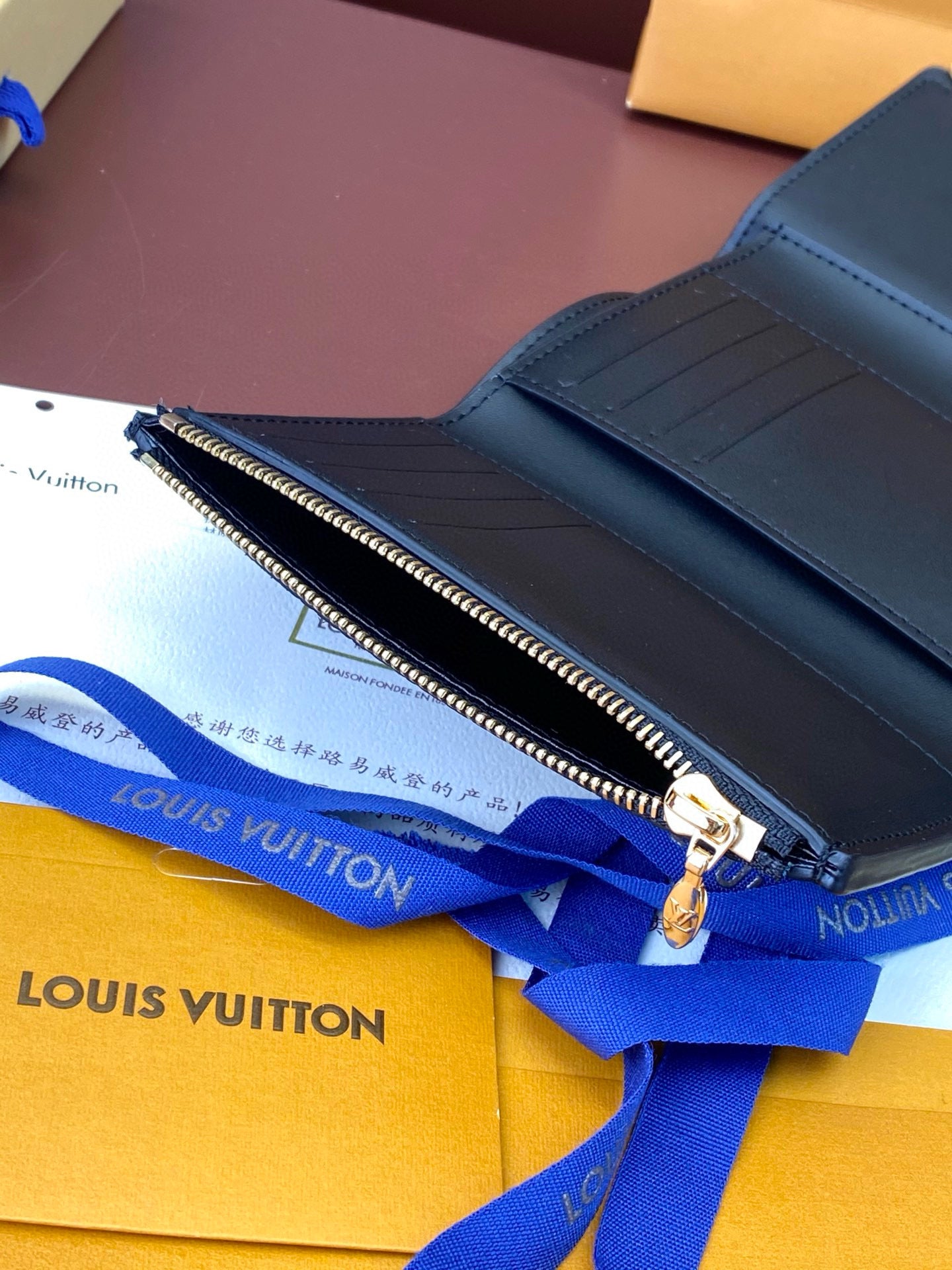 Louis Vuitton Capucines Compact Wallet