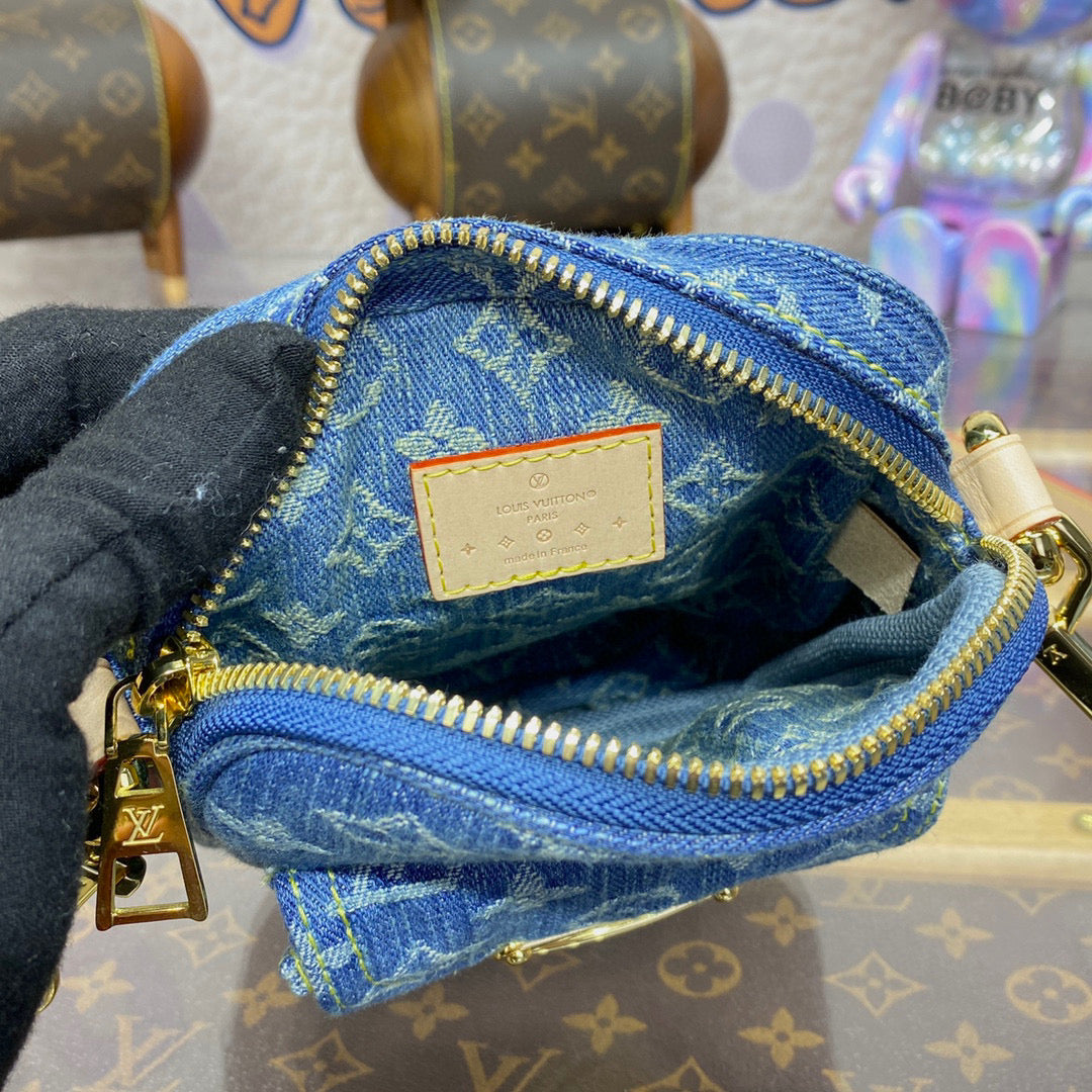 Louis Vuitton Fairfax Pochette Denim