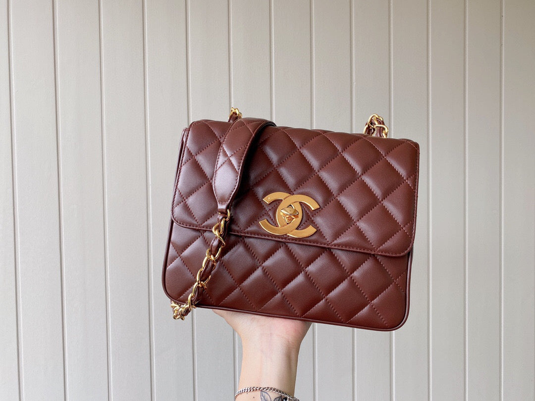 Chanel Shoulder bag