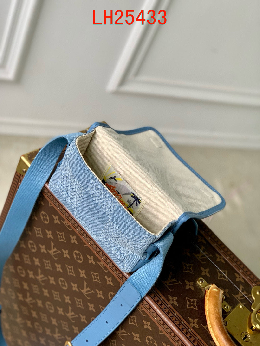 Louis Vuitton Bosphore denim