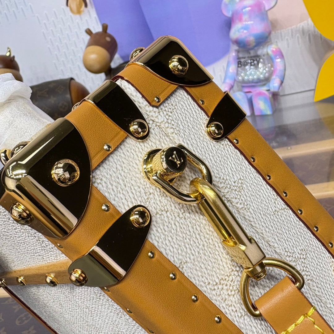 Louis Vuitton Handle Trunk Monogram