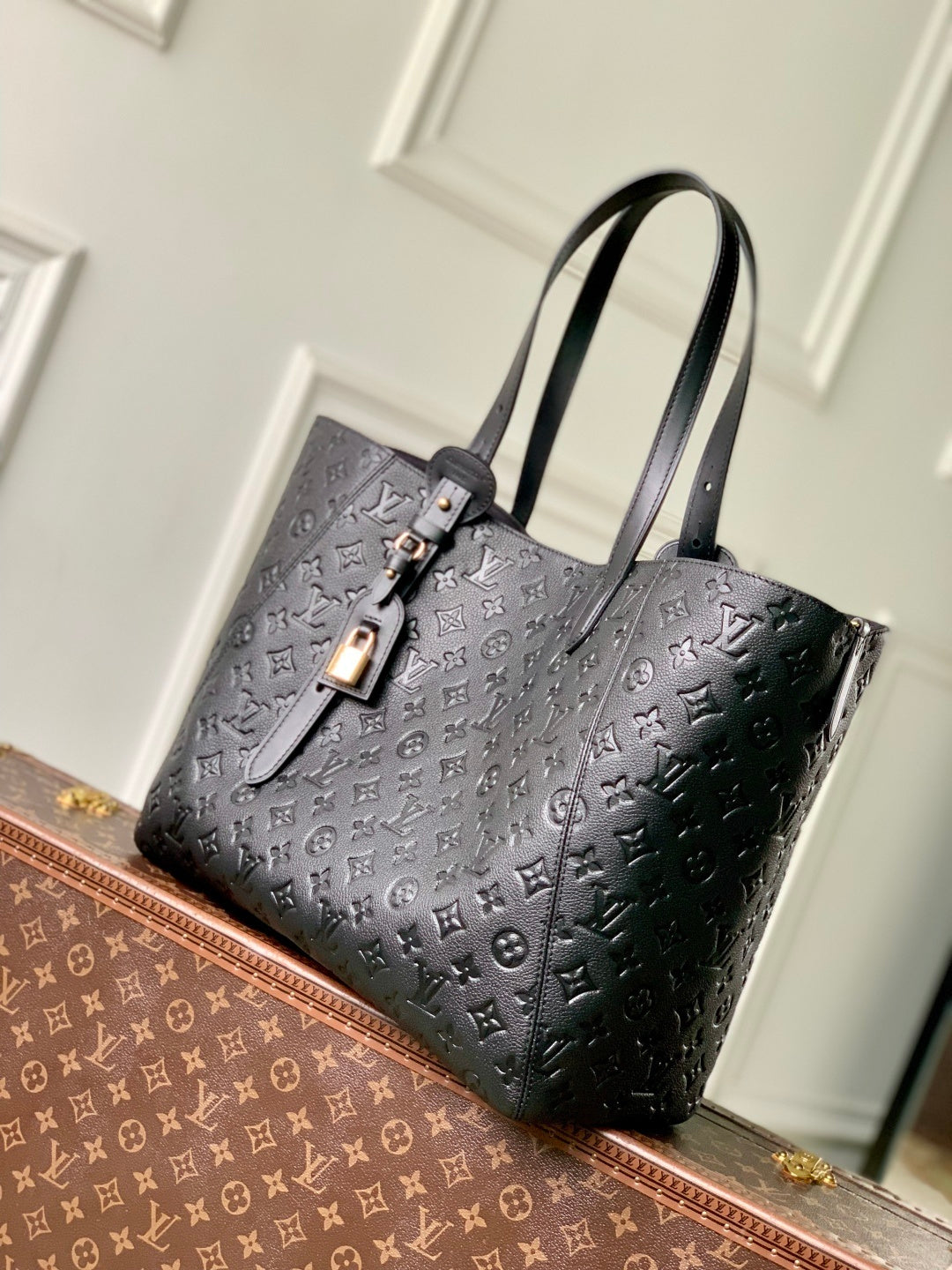 Louis Vuitton All in One MM