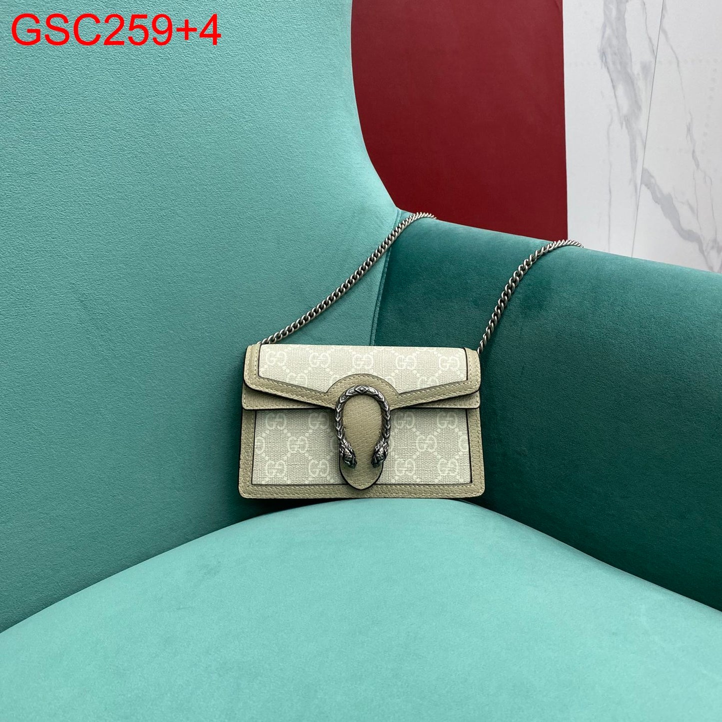 Gucci Super Mini Dionysus Bag