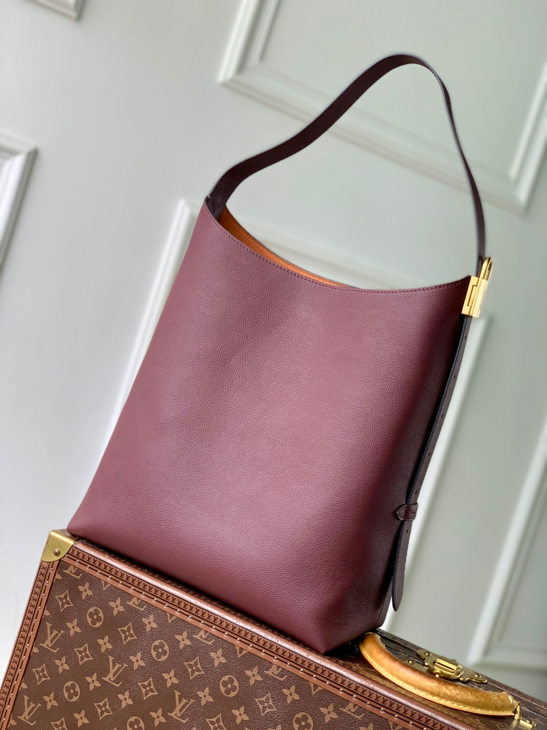 Louis Vuitton Low Key Hobo