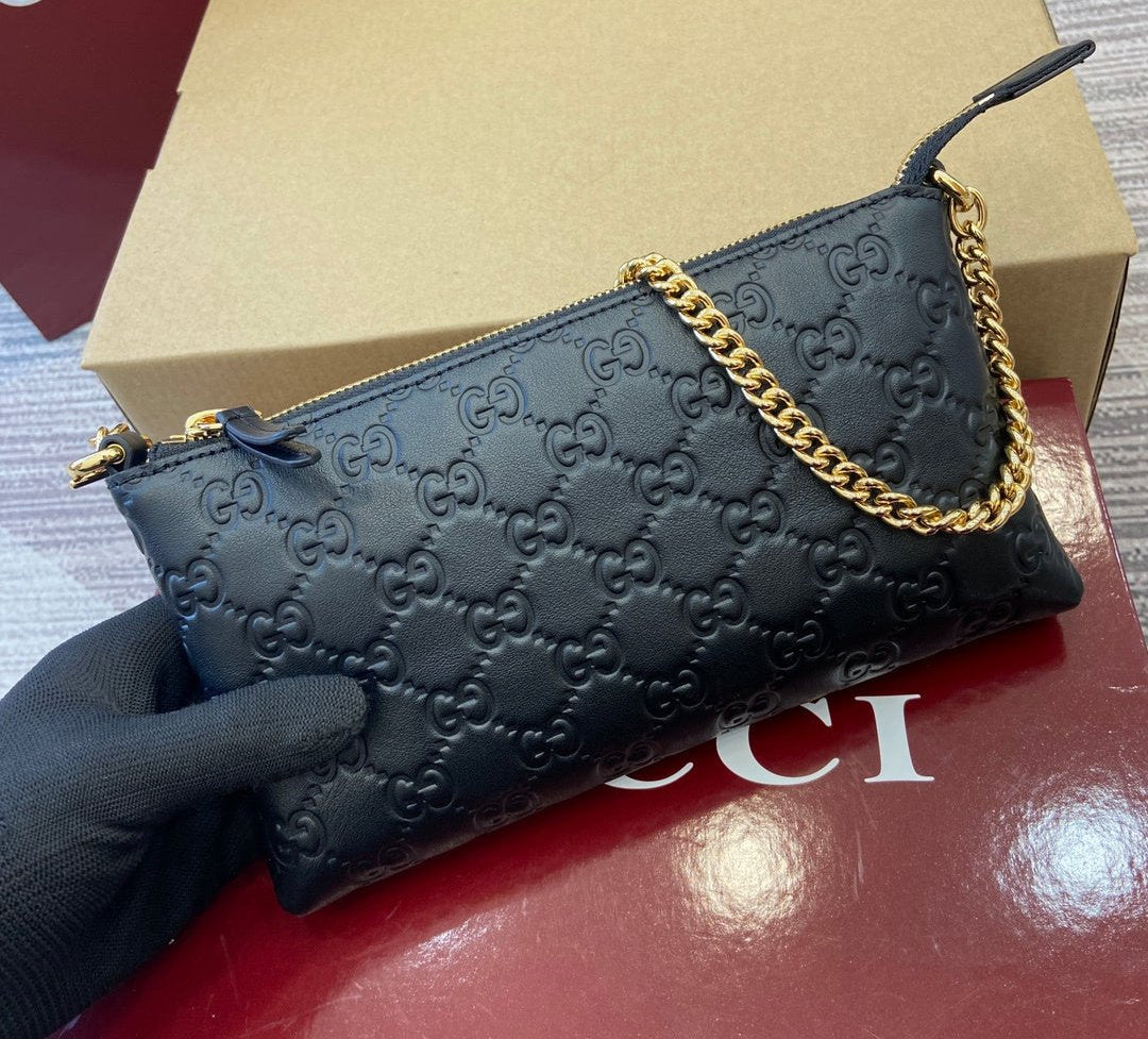 Gucci Mini Chain bag