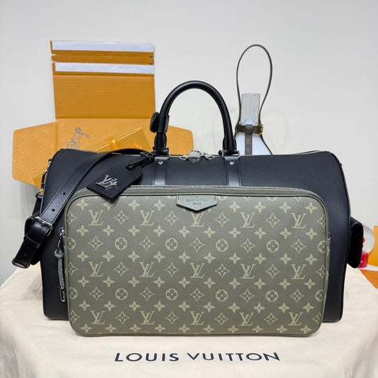 Louis Vuitton Keepall Bandoulière 50