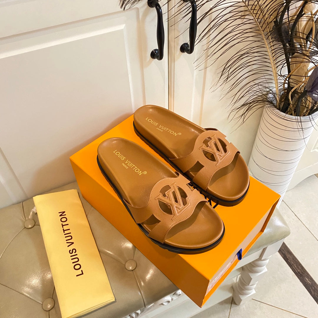 Louis Vuitton Slippers