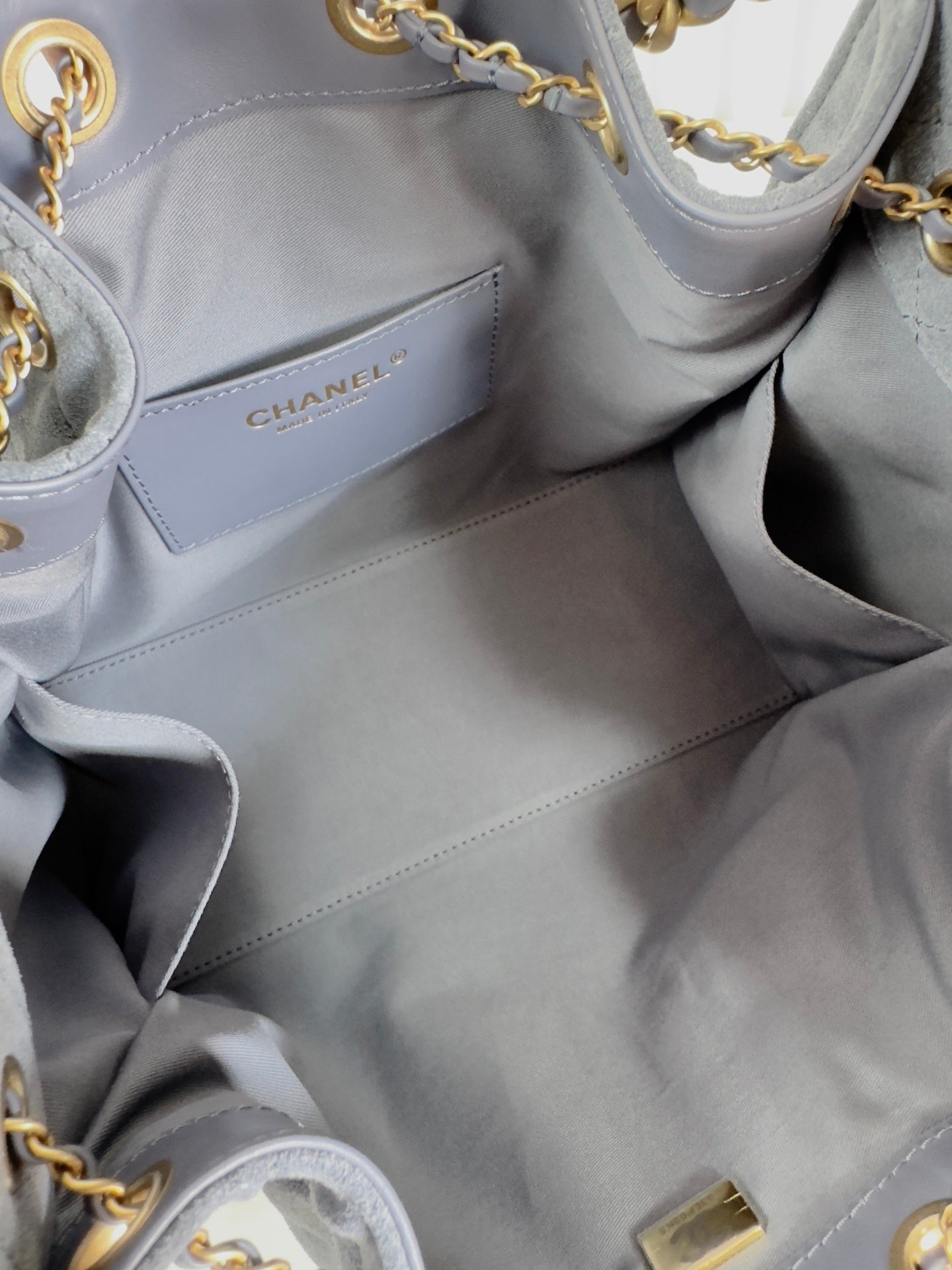 Chanel Small Hobo 25 Suede bag