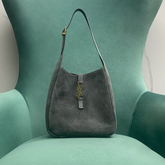 YSL LE 5 À 7 supple small in suede