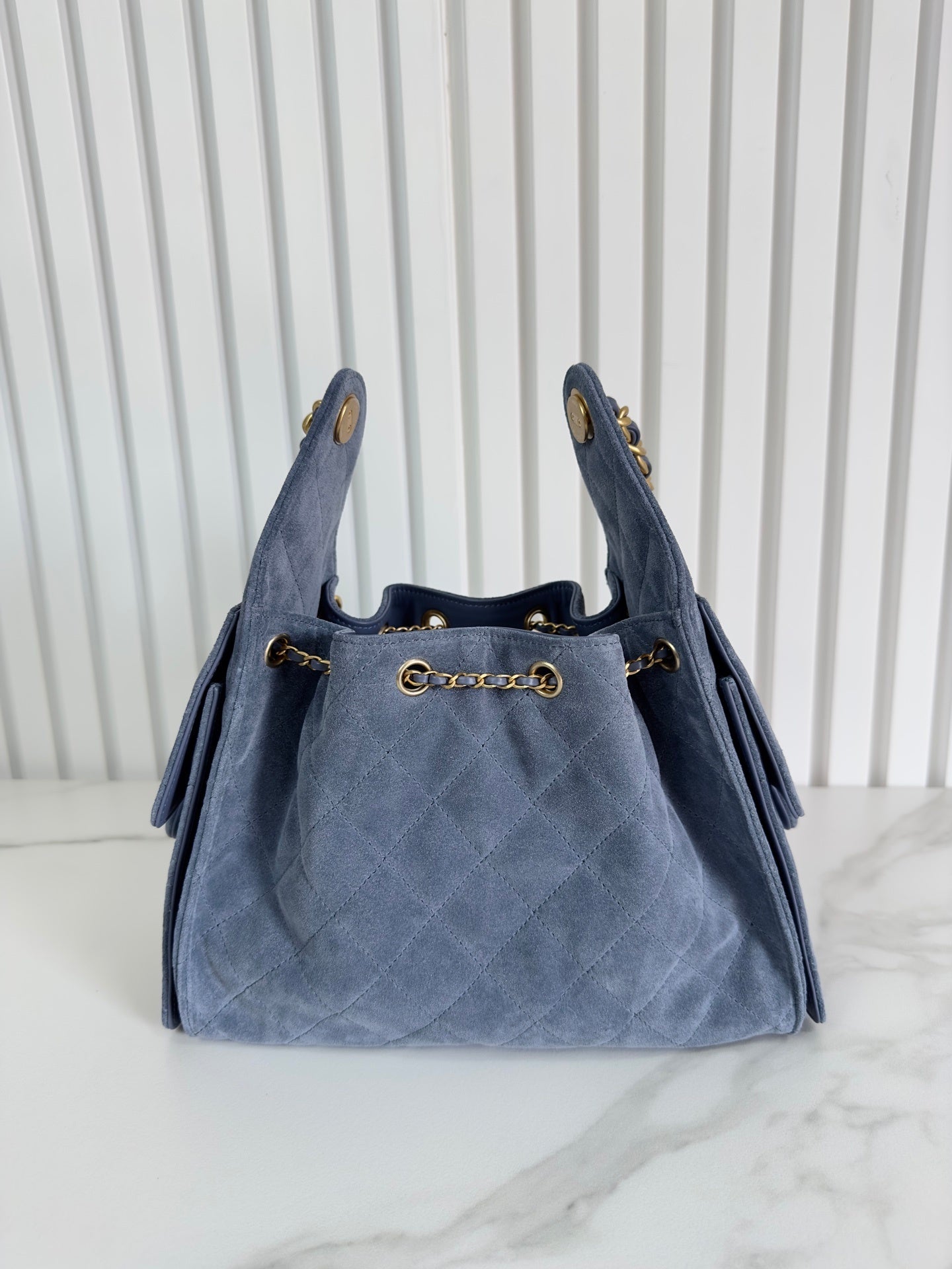 Chanel Small Hobo 25 Suede bag