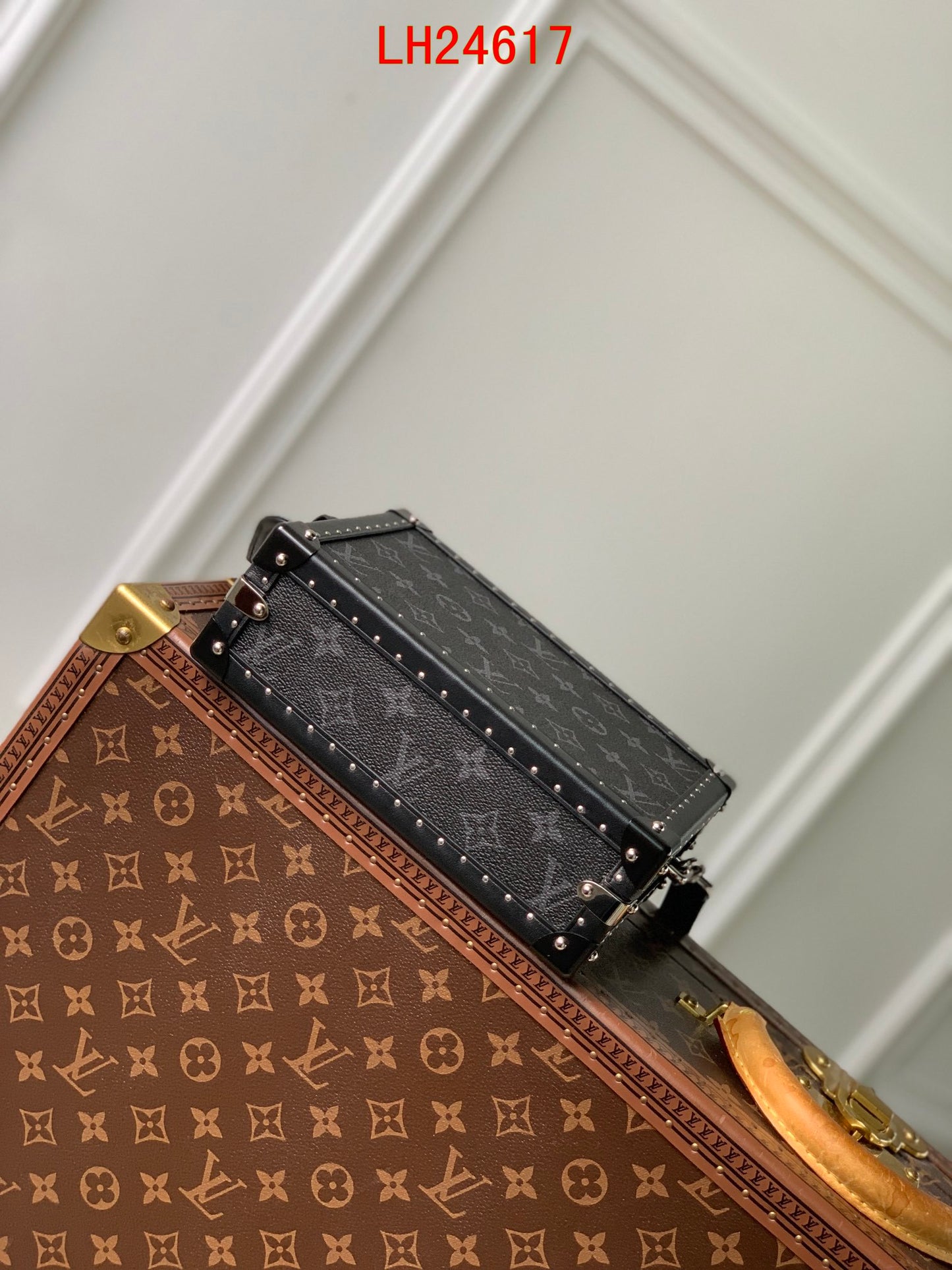 Louis Vuitton Clutch Box