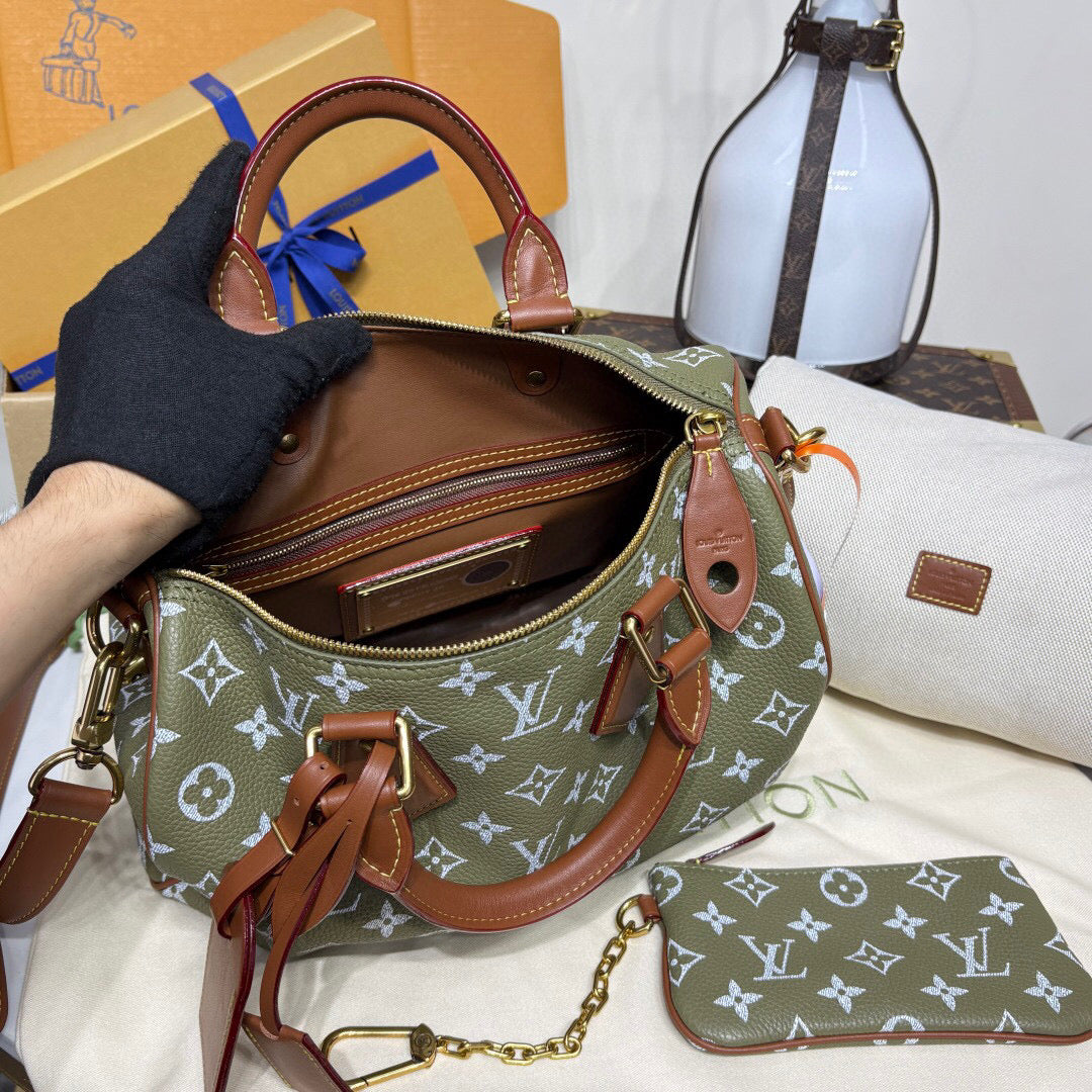 Louis Vuitton Speedy P9 Bandoulière 30