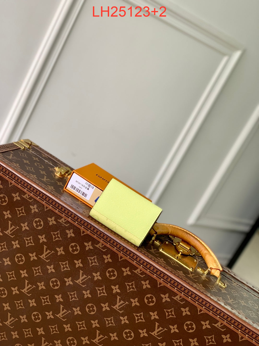 Louis Vuitton Envelope Business Card Holder