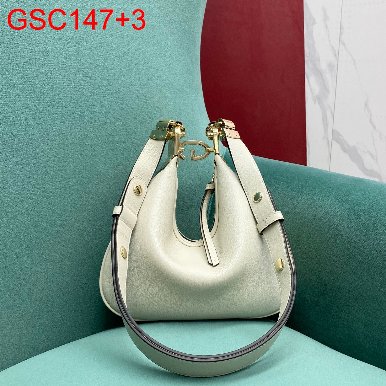 Gucci Attache Leather Small Shoulder Bag